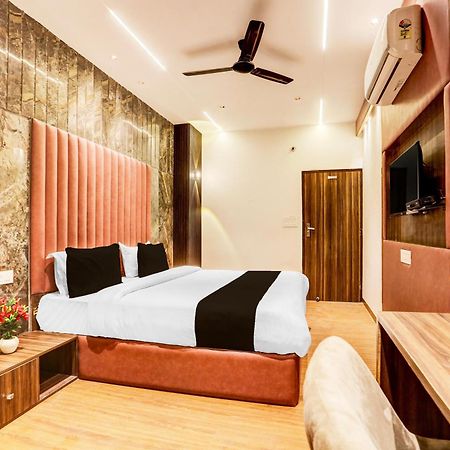 Super Townhouse Haibowal Chowk Ludhiana Zewnętrze zdjęcie