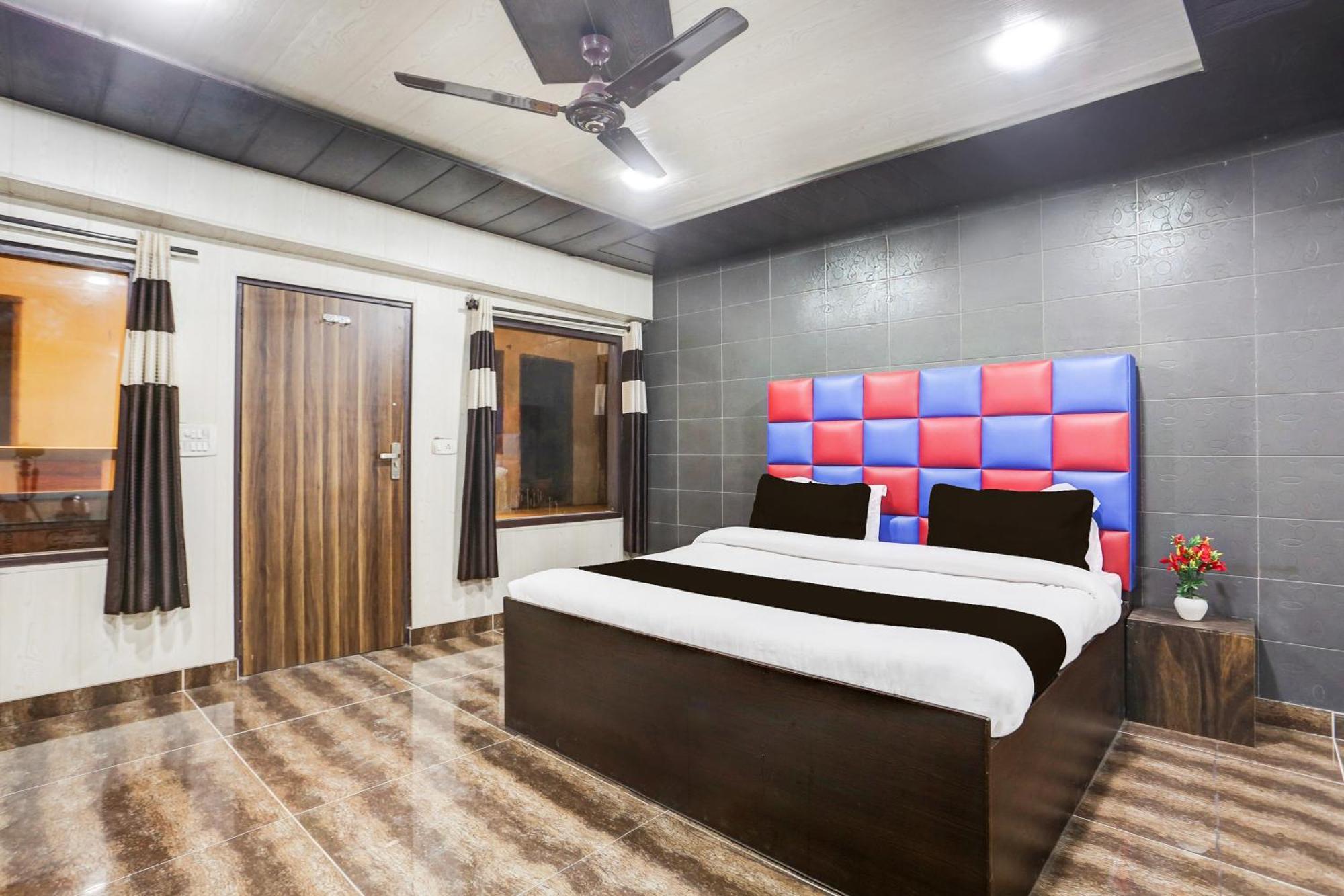 Super Townhouse Haibowal Chowk Ludhiana Zewnętrze zdjęcie