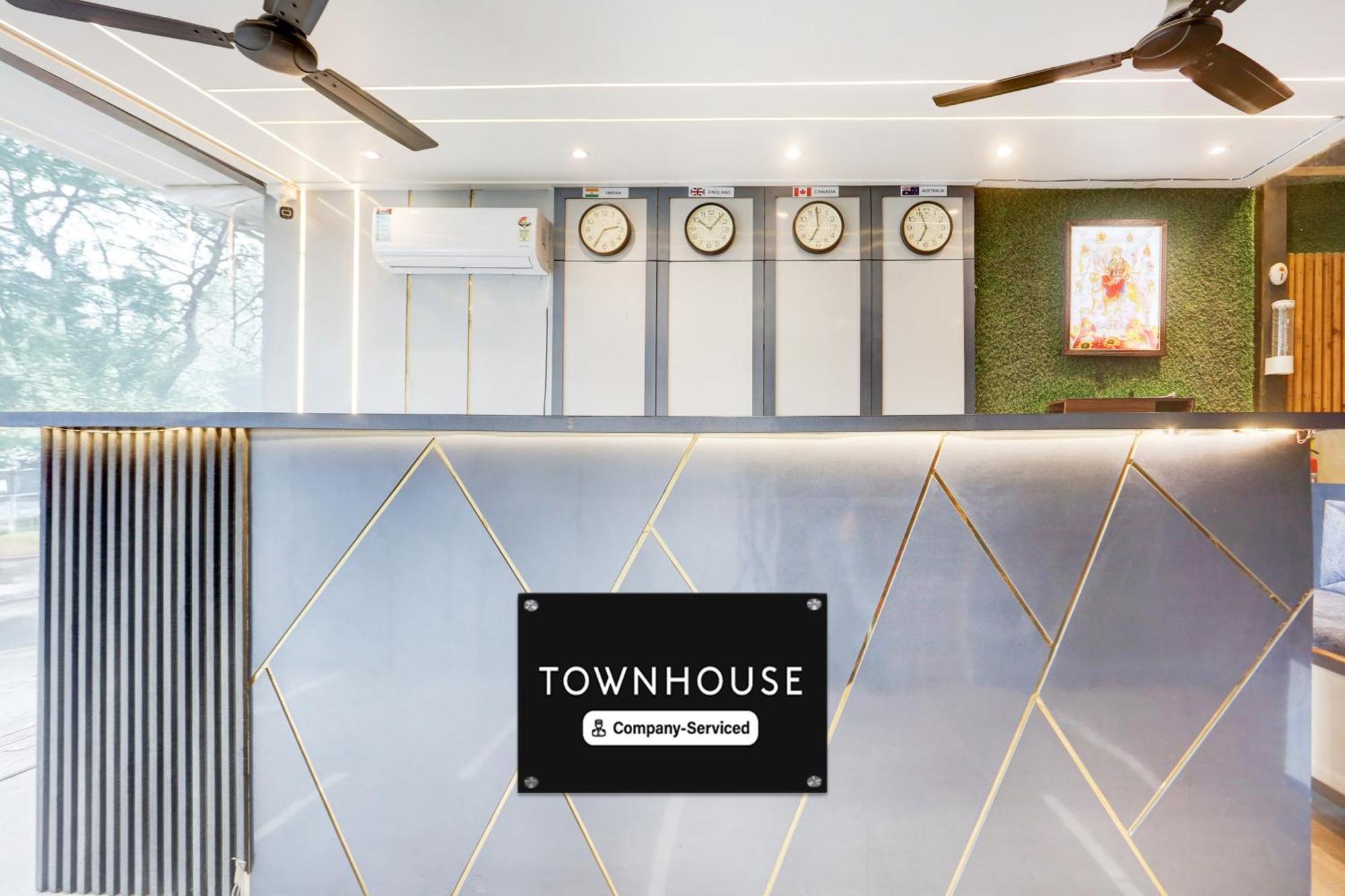 Super Townhouse Haibowal Chowk Ludhiana Zewnętrze zdjęcie